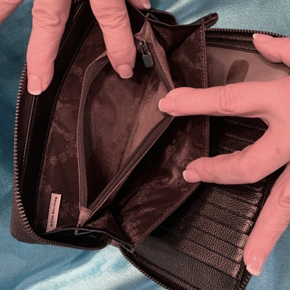 BVBYZI RFD Blocking Wallet - Picture 4 of 4